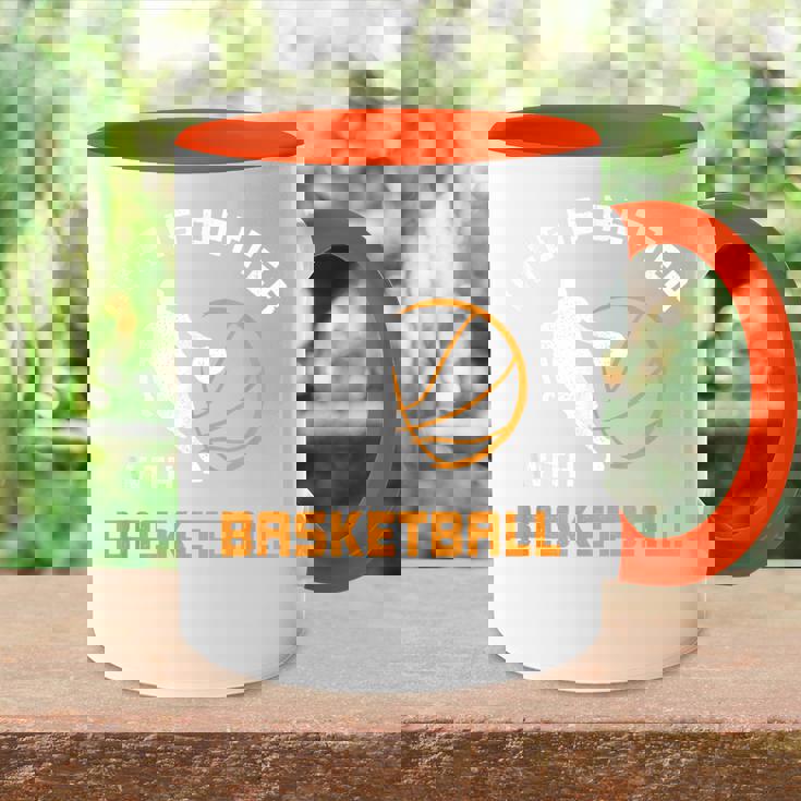 Laida Es Mejor Con El Baloncesto Cita De Baloncesto Accent Mug