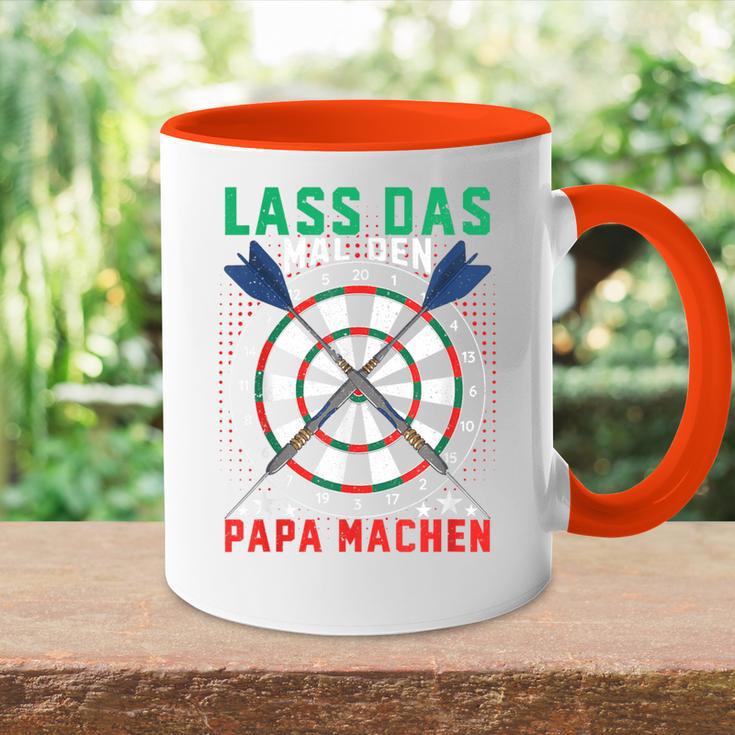 Lass Das Mal Den Papa Machen Darts Player Tasse Zweifarbig