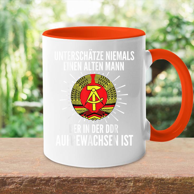 Underschatz Niemals Einen Alte Mann Der In Der Ddr S Tasse Zweifarbig