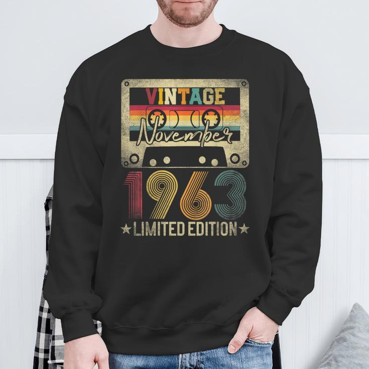 1963 November 58Th Birthday Limited Edition Vintage Sweatshirt Gifts for Old Men
