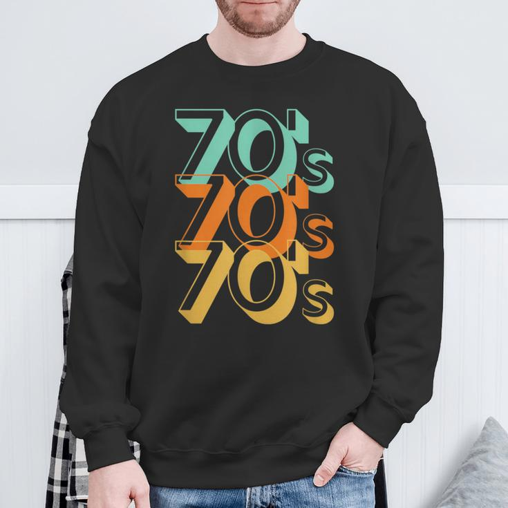 The 70S In Large Letters 70'S Lover Vintage Fashion Sweatshirt Gifts for Old Men