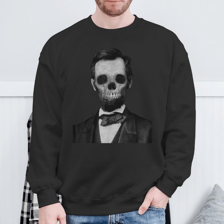 Abraham Lincoln America Dead Zombie Skull Sweatshirt Gifts for Old Men