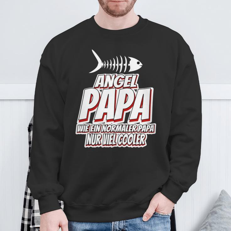 Angel Angler Papa Spruch Wie Ein Normaler Papa Nur Cooler Sweatshirt Geschenke für alte Männer