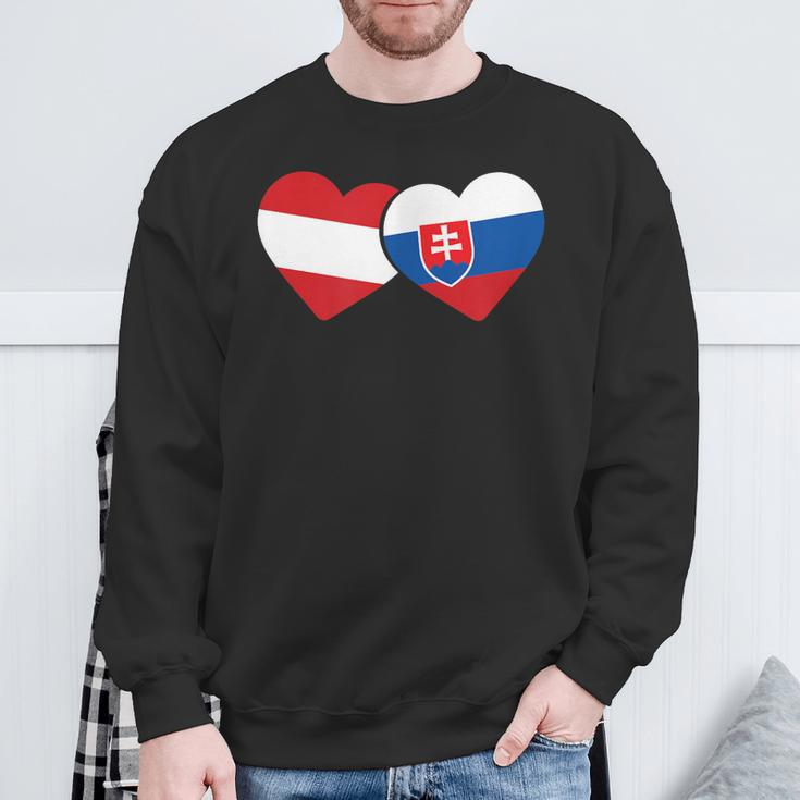 Austria Flag Slovak Flag Austria Slovakia Sweatshirt Geschenke für alte Männer