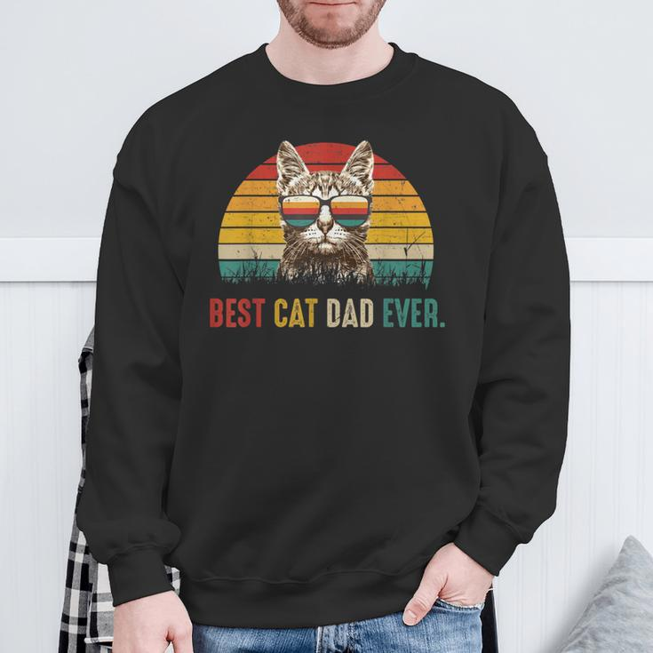 Best Cat Dad Ever Fathers Day Vintage Cat Daddy Sweatshirt Gifts for Old Men