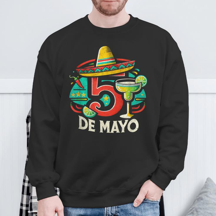 Cinco De Mayo 5 De Mayo Mexican Fiesta Sweatshirt Gifts for Old Men