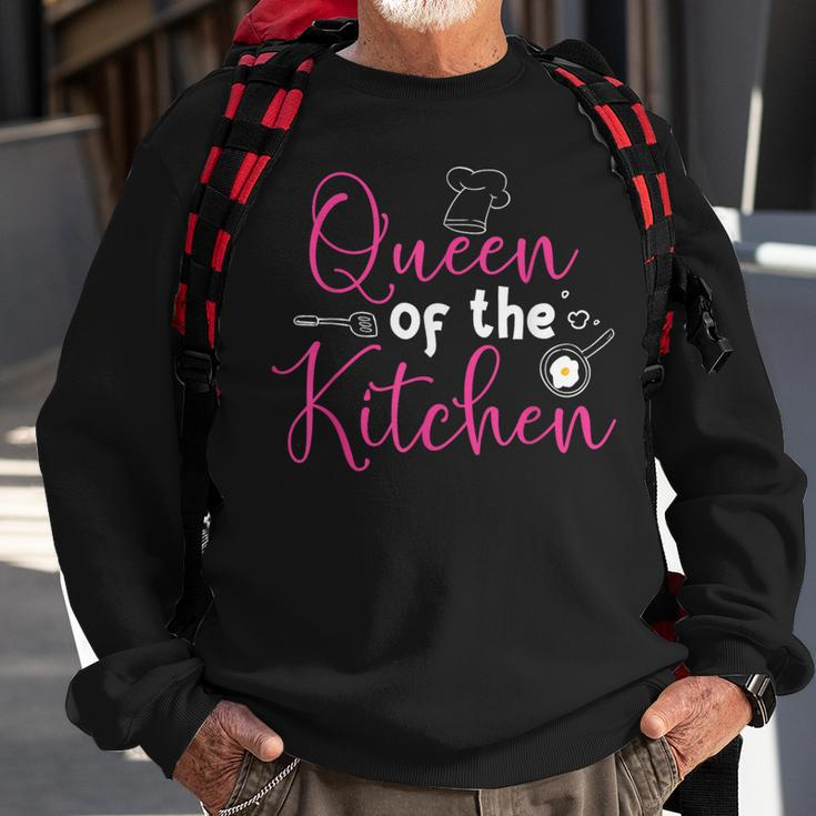 Cooking Queen Kitchen For Chef Culinary Student Sweatshirt Gifts for Old Men