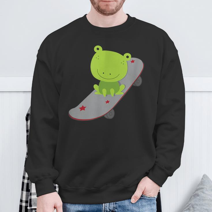 Cute Frog On Skateboard Kawaii Aesthetic Frog Sweatshirt Gifts for Old Men