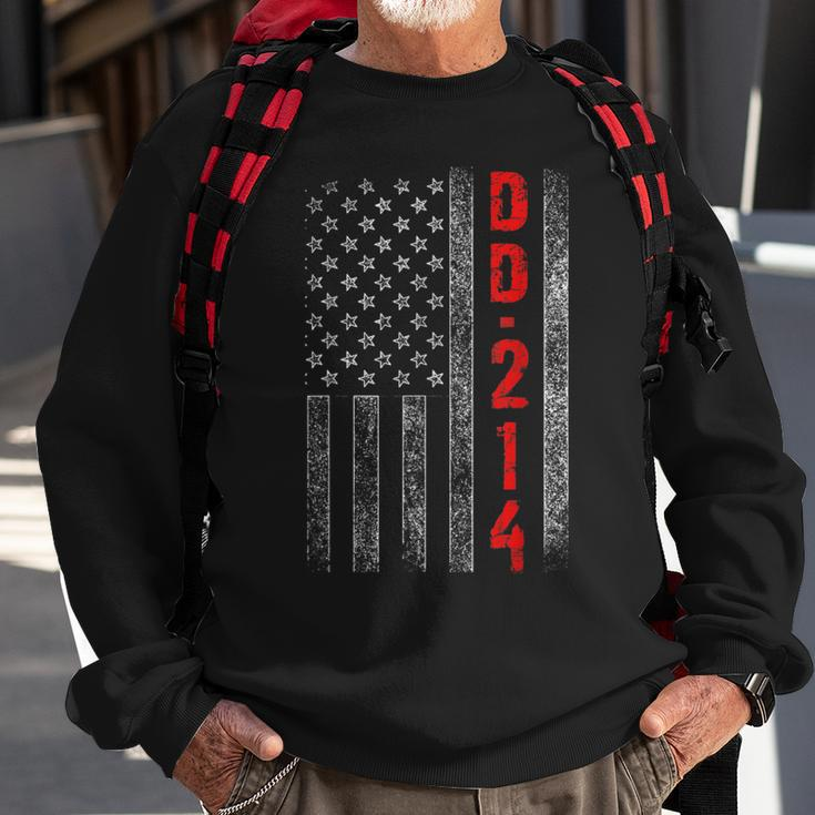 Dd-214 Us Alumni American Flag Vintage Veteran Patriotic Sweatshirt Gifts for Old Men