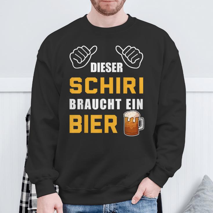 Dieser Schiri Braucht Bier Sweatshirt Geschenke für alte Männer