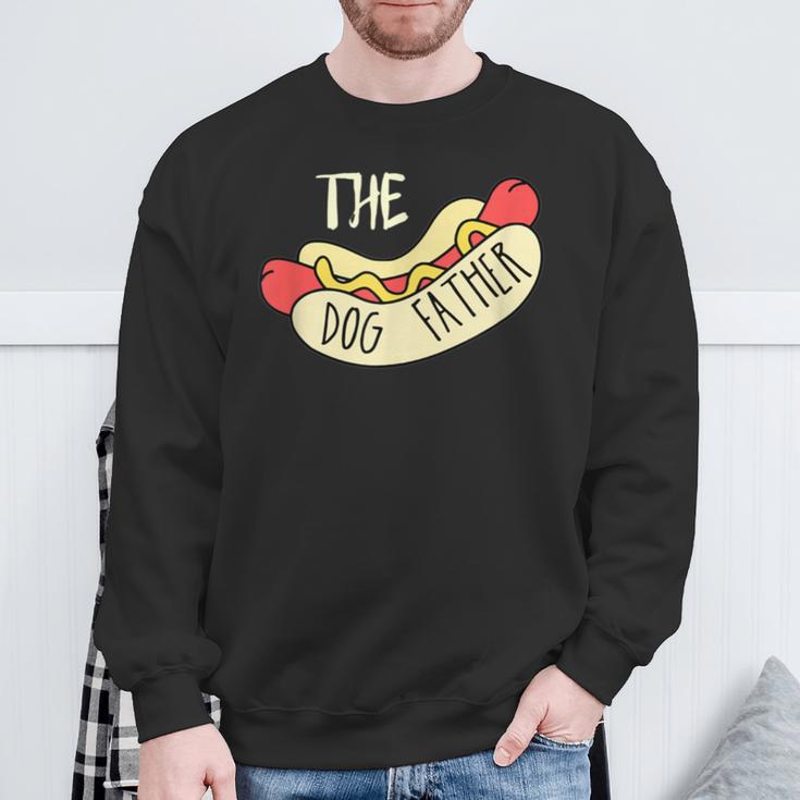 The Dog Father Bbq Hot Dog Dad Father's Day Grill Father Sweatshirt Gifts for Old Men