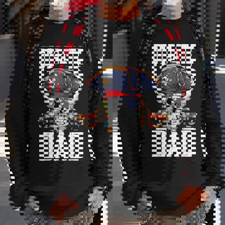 Family Skull Pirate Dad Jolly Roger Crossbones Flag Sweatshirt Gifts for Old Men