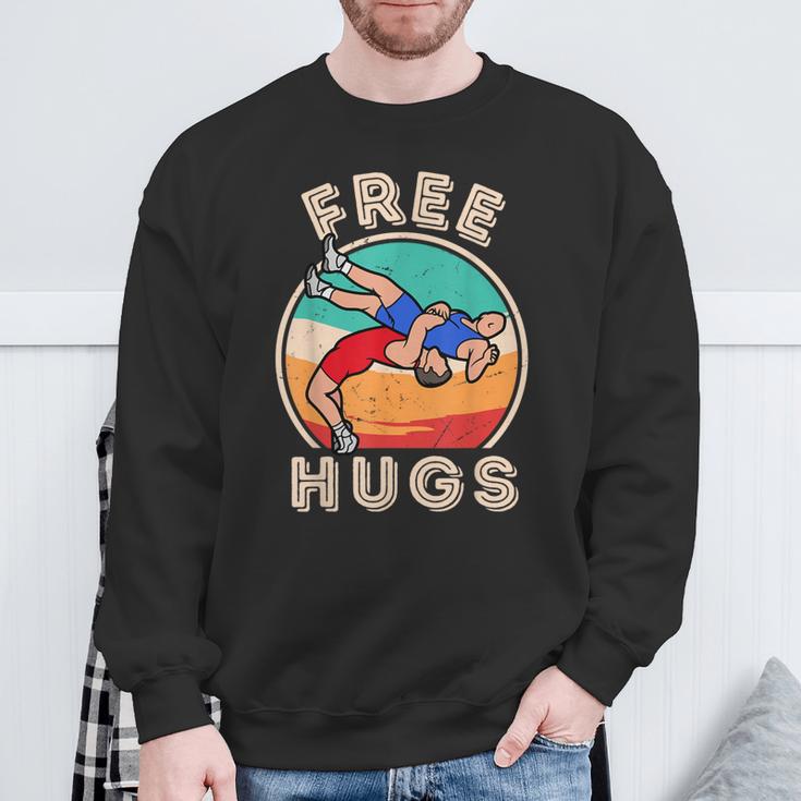 Free Hugs Wrestling Wrestling Coach Vintage Wrestle Sweatshirt Gifts for Old Men