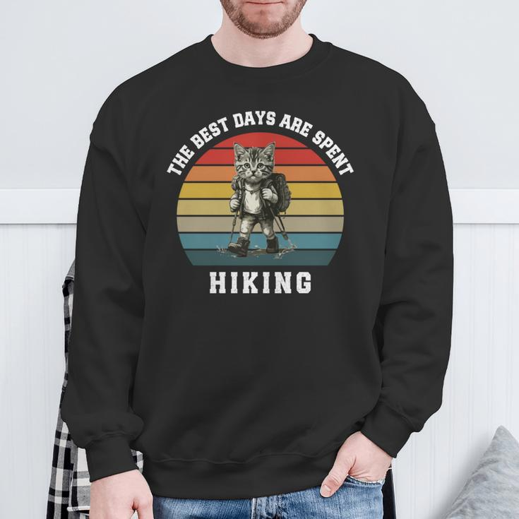 Hiker Cat Quote Vintage Hiking Lovers' Idea Sweatshirt Gifts for Old Men