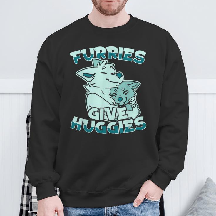 Fursuits Hugging Furs Fursona Fursuiter Furry Fandom Sweatshirt Geschenke für alte Männer