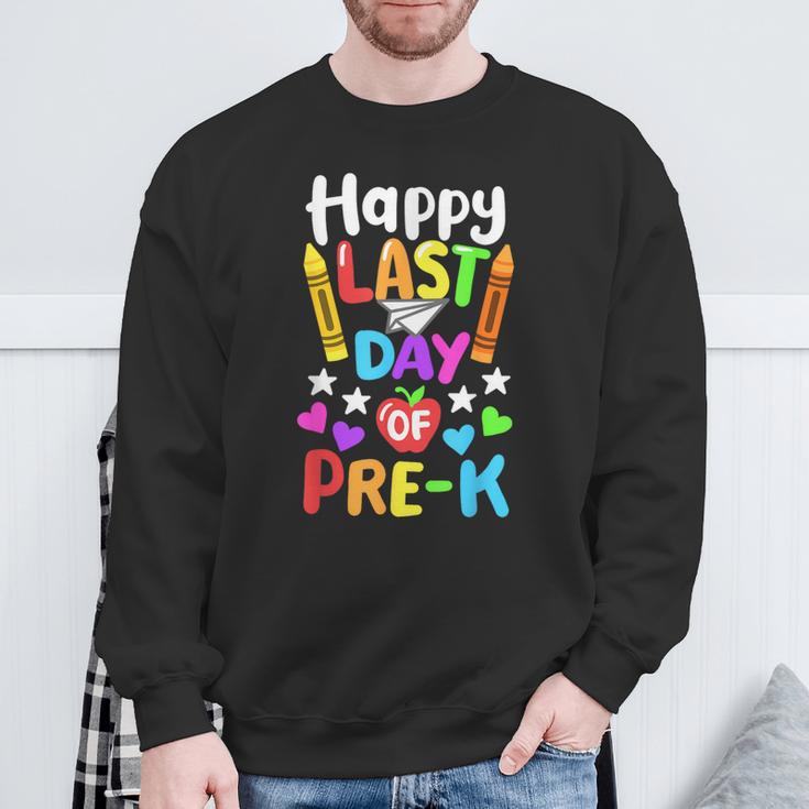 Happy Last Day Of School Pre-K Class Of 2024 Toddlers Sweatshirt Gifts for Old Men