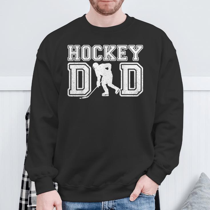 Hockey Dad Father's Day Ice Hockey Vintage Daddy Papa Father Sweatshirt Gifts for Old Men