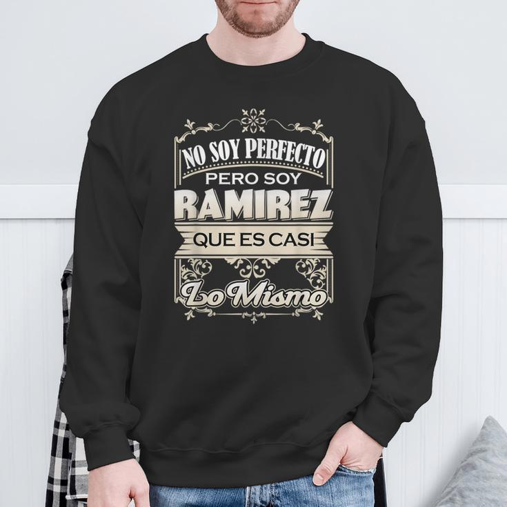 Hombre Camiseta Apellido Ramirez Last Name Ramirez Sweatshirt Gifts for Old Men