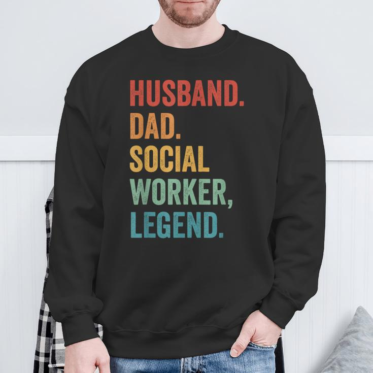 Husband Dad Social Worker Legend Fathers Day Retro Vintage Sweatshirt Gifts for Old Men