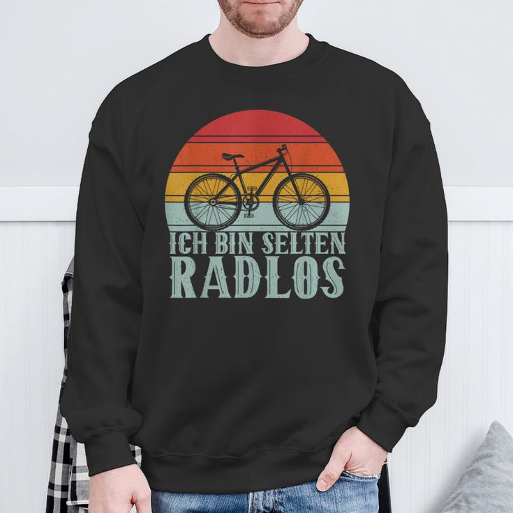 Ich Bin Selten Radlos Fahrrad German Langu Sweatshirt Geschenke für alte Männer