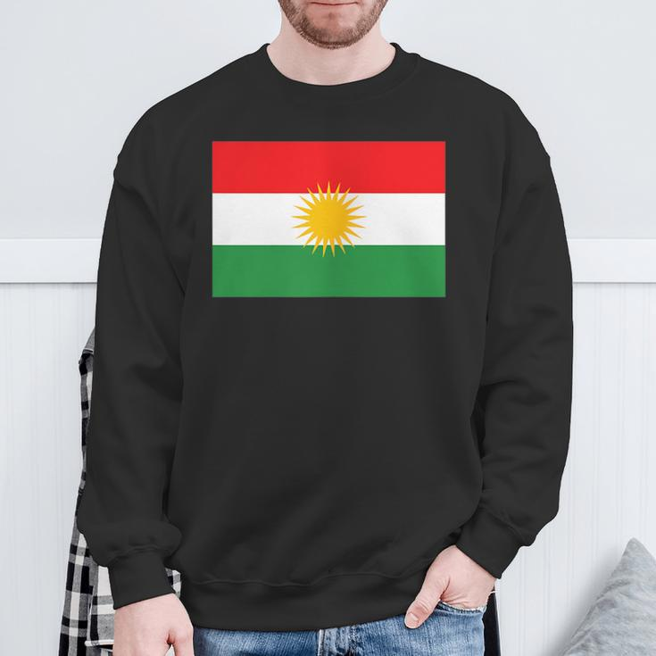 Kurdish Flag Kurdin Motif Rojava Pumpdistan Colours Sweatshirt Geschenke für alte Männer