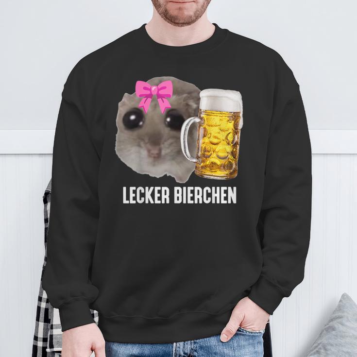 Lecker Bierchen X Sad Hamster Meme Bier Weizenbier Weißbier Sweatshirt Geschenke für alte Männer