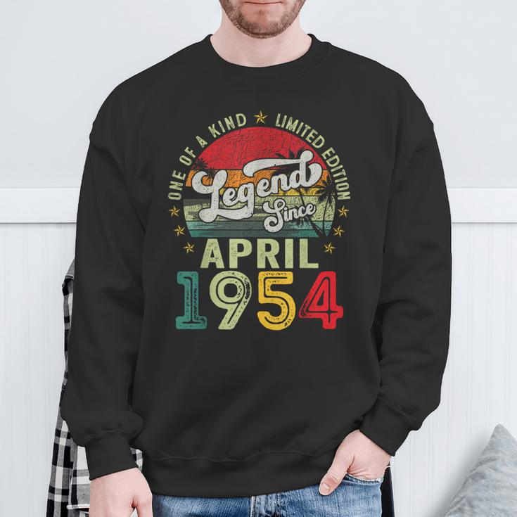 Legends Since April 1954 70 Year Old 70Th Birthday Men Sweatshirt Gifts for Old Men