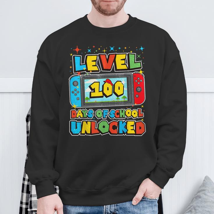 Level 100 Days Of School Unlocked Boys Gamer Video Games Sweatshirt Gifts for Old Men