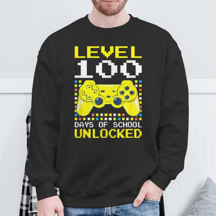 Level 100 Days Of School Unlocked Gamer Video Games Boy Girl Sweatshirt Gifts for Old Men