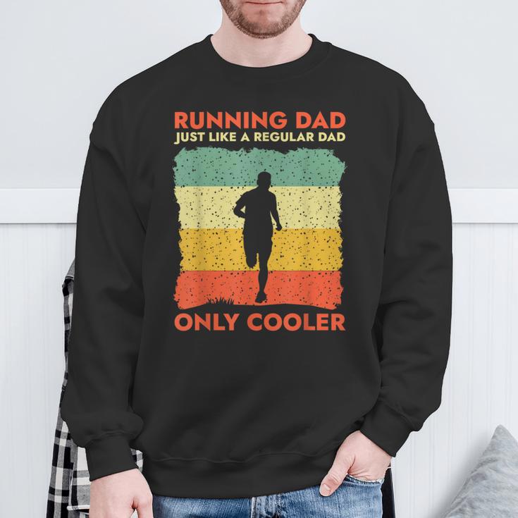 Lustiges Laufen Für Männer Papa Marathonläufer Coach Marathoner Sweatshirt Geschenke für alte Männer