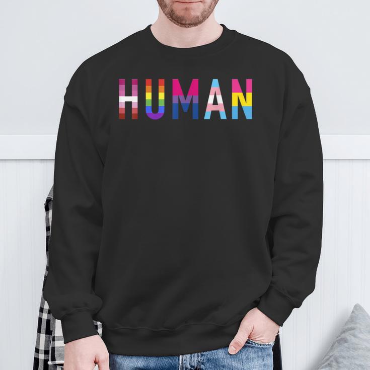 Man With Lesbian Gay Bi Transgender And Pan Flag Sweatshirt Geschenke für alte Männer