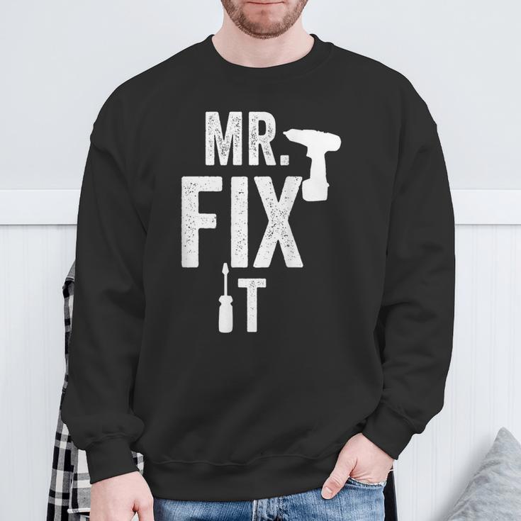 Mr Fix It VintageFathers Day For Dad From Son Sweatshirt Gifts for Old Men