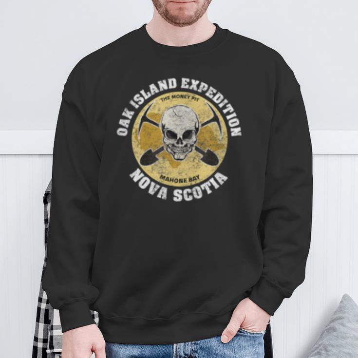 Oak Island Expedition Retro Templar Knight Skull Sweatshirt Gifts for Old Men