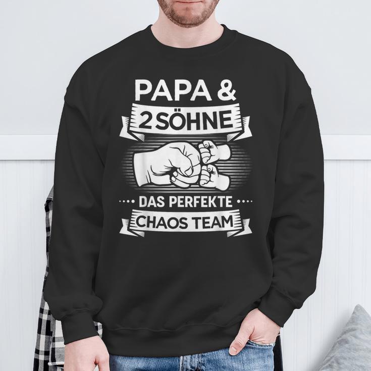 Papa Zwei Jungs Chaos Team Fürateron 2 Söhnenatertag Sweatshirt Geschenke für alte Männer