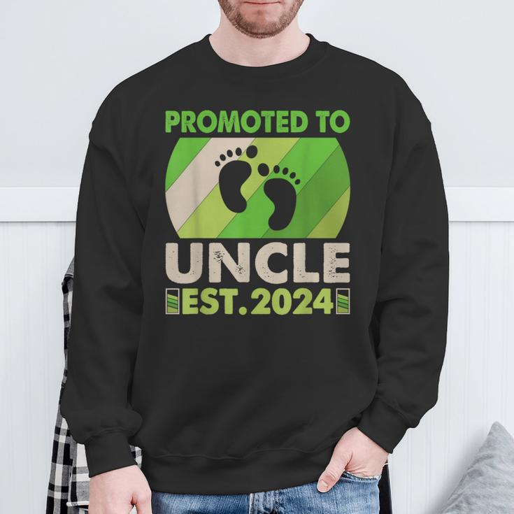 Promoted To Uncle 2024 Vintage I'm Going To Be An Uncle 2024 Sweatshirt Gifts for Old Men