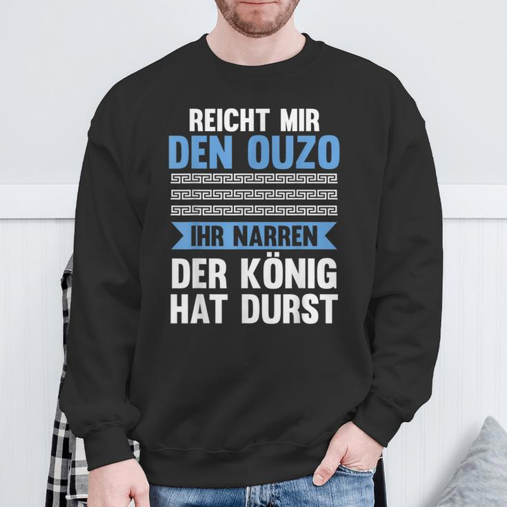 Reichet Mir Das Ouzo Reichet Mir Das Ouzo S Sweatshirt Geschenke für alte Männer