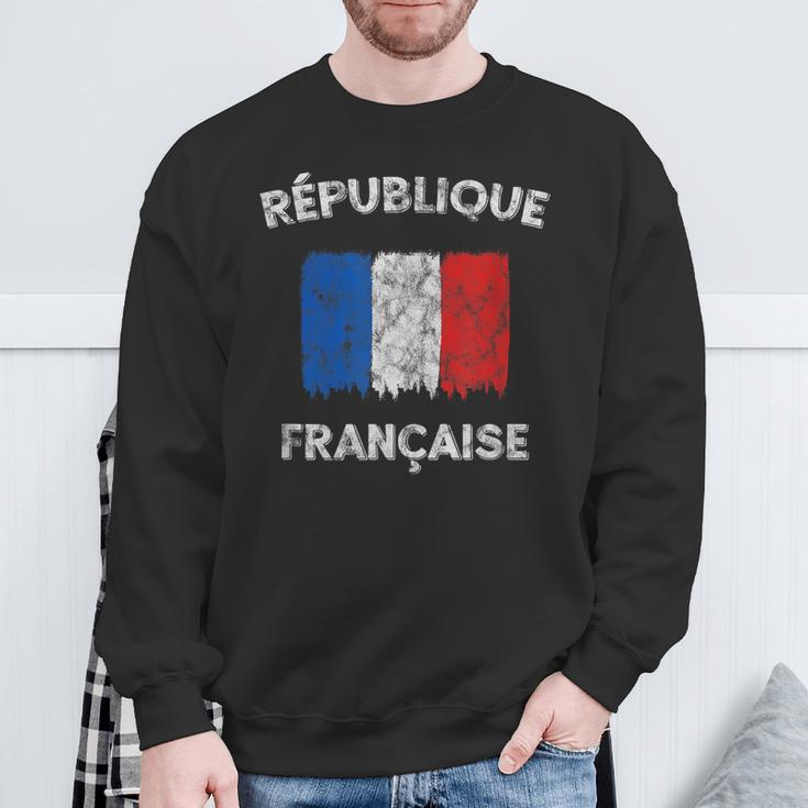 Republique Francaise Vintage French Flag Sweatshirt Gifts for Old Men