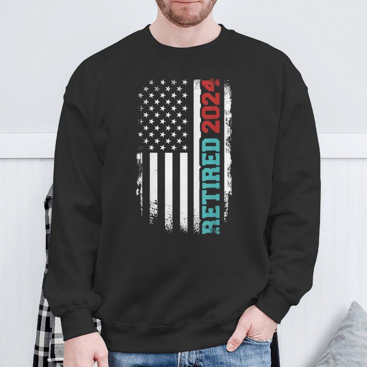 Retired 2024 Us American Flag For Retirement And Pensioner Sweatshirt Gifts for Old Men