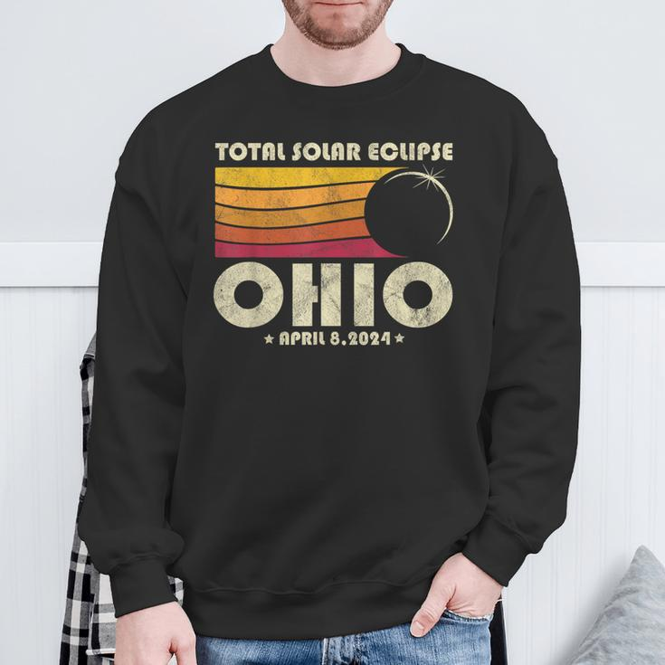 Retro Total Solar Eclipse 2024 Ohio Usa Totality Sweatshirt Gifts for Old Men