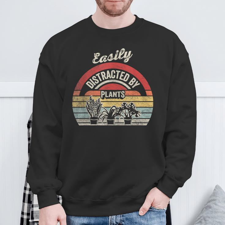 Retro Vintage Easily Distracted By Plants Gardening Sweatshirt Gifts for Old Men