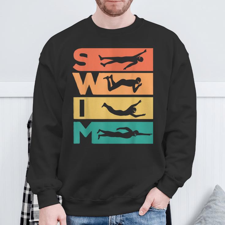 Retrointage Swimming For Swimmer Sweatshirt Geschenke für alte Männer