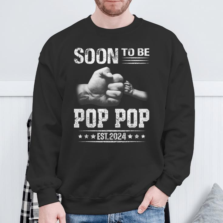 Soon To Be Pop Pop Est2024 Fathers Day New Dad Sweatshirt Gifts for Old Men