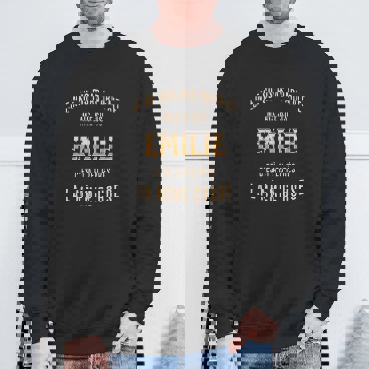 Sweater Unisexe Je Suis Pas Parfaite Mais Je Suis Emilie, Tee Personnalisé Cadeaux pour les vieillards