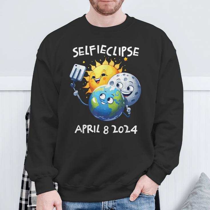 Total Solar Eclipse 2024 Selfieclipse Sun Moon Earth Selfie Sweatshirt Gifts for Old Men