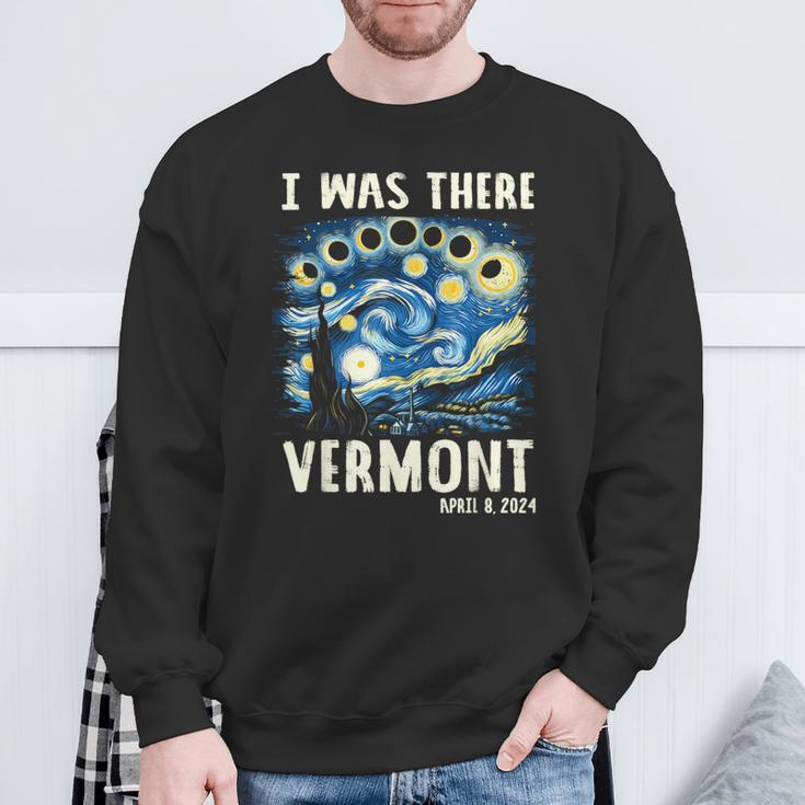 Total Solar Eclipse 2024 Vermont Starry Night Painting Sweatshirt Gifts for Old Men