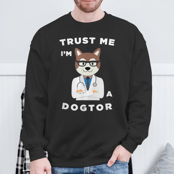 Trust Me I'm A Dogtor Dog Doctor Lover Veterinarian Sweatshirt Gifts for Old Men