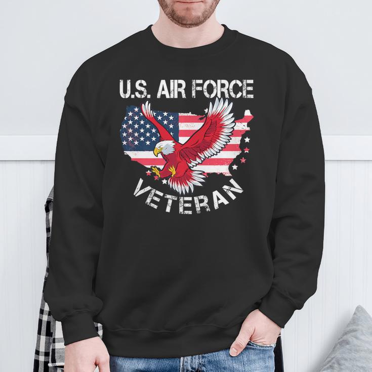 Us Air Force Veteran A Fine Man And Patriot For Veterans Sweatshirt Gifts for Old Men