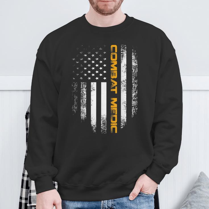 Vintage American Usa Flag Combat Medic Veteran Sweatshirt Gifts for Old Men