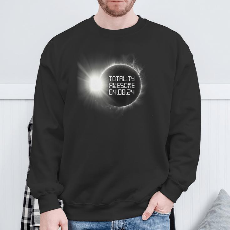 Vintage Retro Total Solar Eclipse 2024 Totality Awesome Sweatshirt Gifts for Old Men