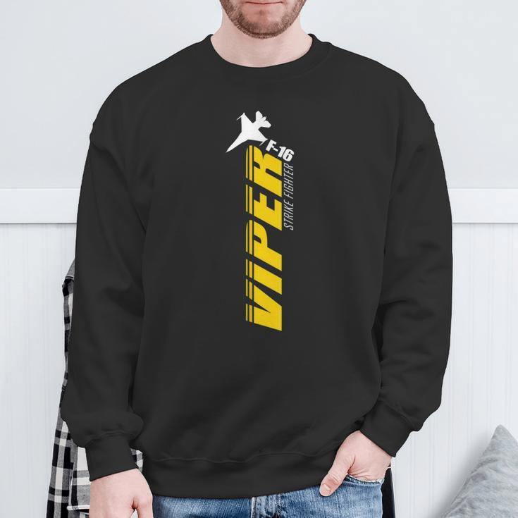 Viper Kampfjet Motiv Sweatshirt für Herren in Schwarz, Luftfahrt Design Geschenke für alte Männer